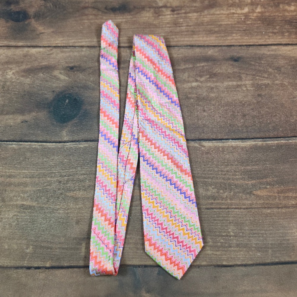 Robert Talbott Necktie Mens OS Pink Good Best of Class Silk Chevron Zigzag USA